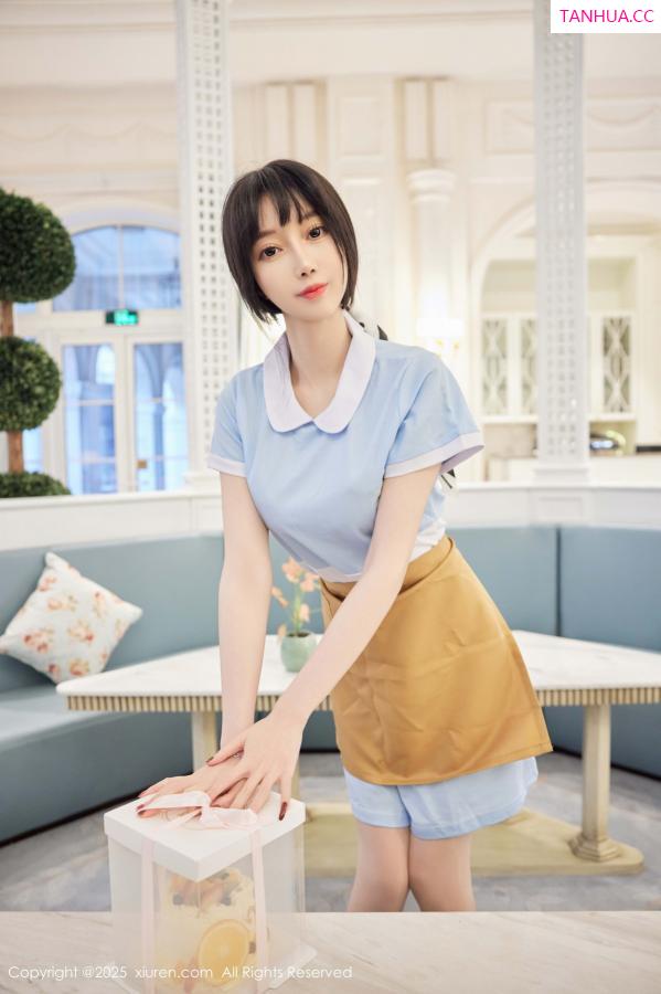 玥儿玥  [XiuRen]高清写真图 2025.02.10 No.9864 玥儿玥er 丝袜美腿第8张图片